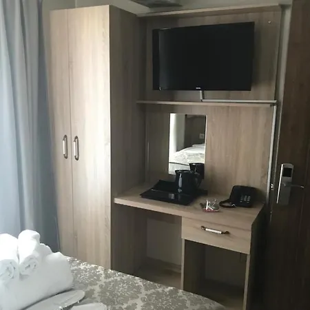 호텔 Ege *